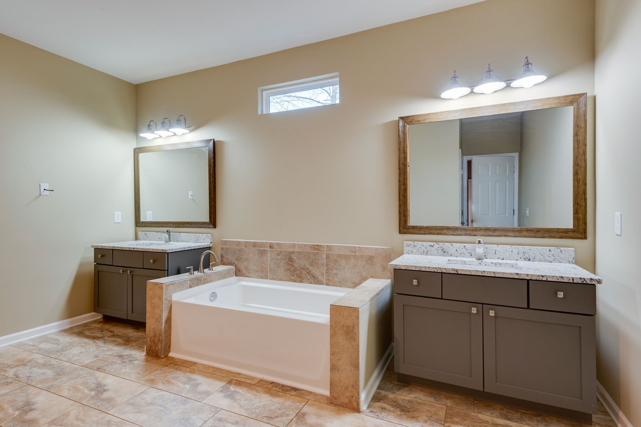 1031 Shelton Road Charlotte, TN 37036 - Photo 20 of 50 Gallery Image 20