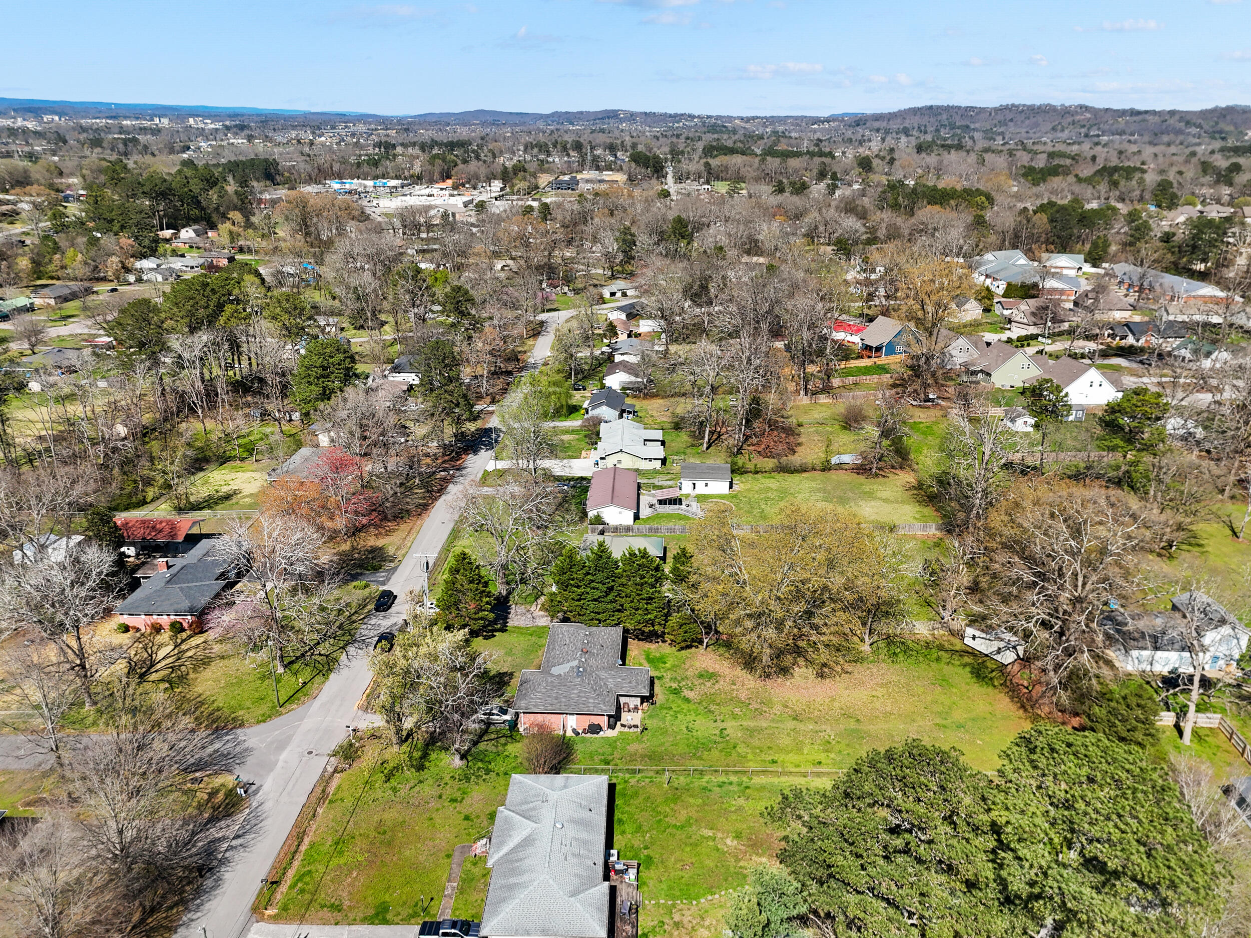 902 Lindsay Avenue Chattanooga, TN 37421 - Photo 26 of 27 dji_20260318033525_0712_d
