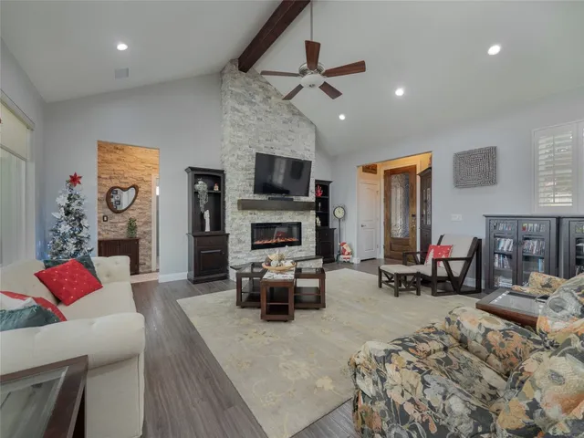 $649,900 | 504 Cedar Mountain Drive, Marble Falls, TX 78654