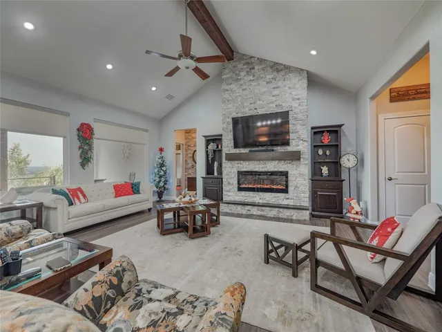 $649,900 | 504 Cedar Mountain Drive, Marble Falls, TX 78654