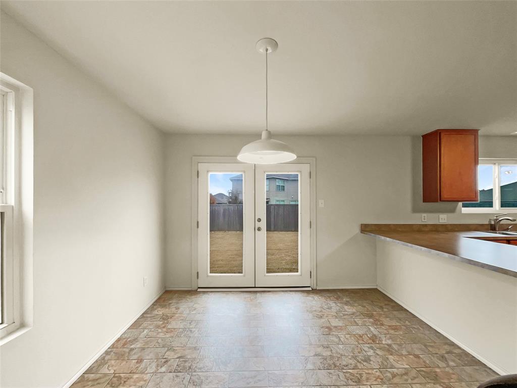 1630 Santa Fe Trail Krum, TX 76249 - Photo 11 of 32