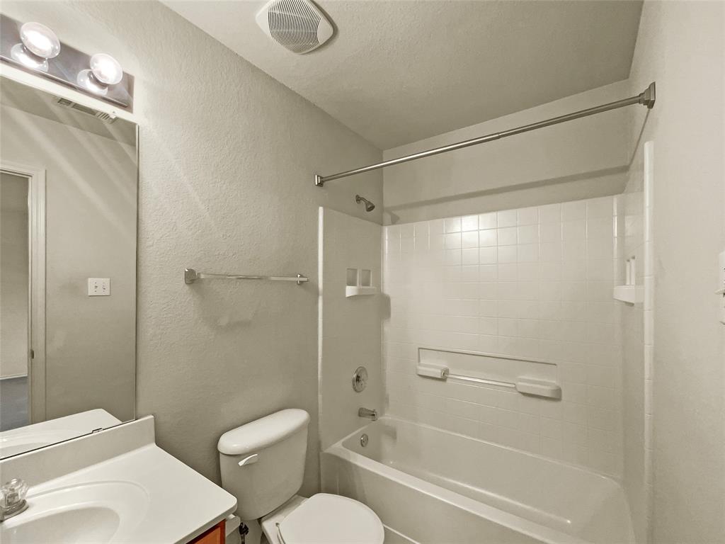 1630 Santa Fe Trail Krum, TX 76249 - Photo 16 of 32