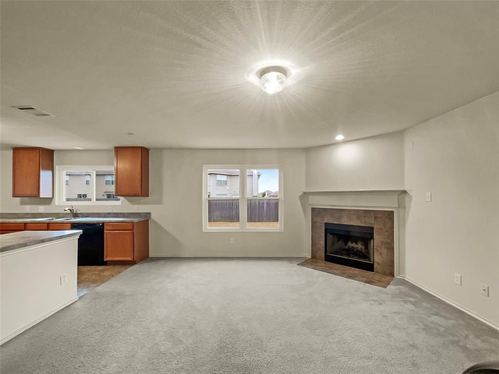 1630 Santa Fe Trail Krum, TX 76249 - Photo 9 of 32