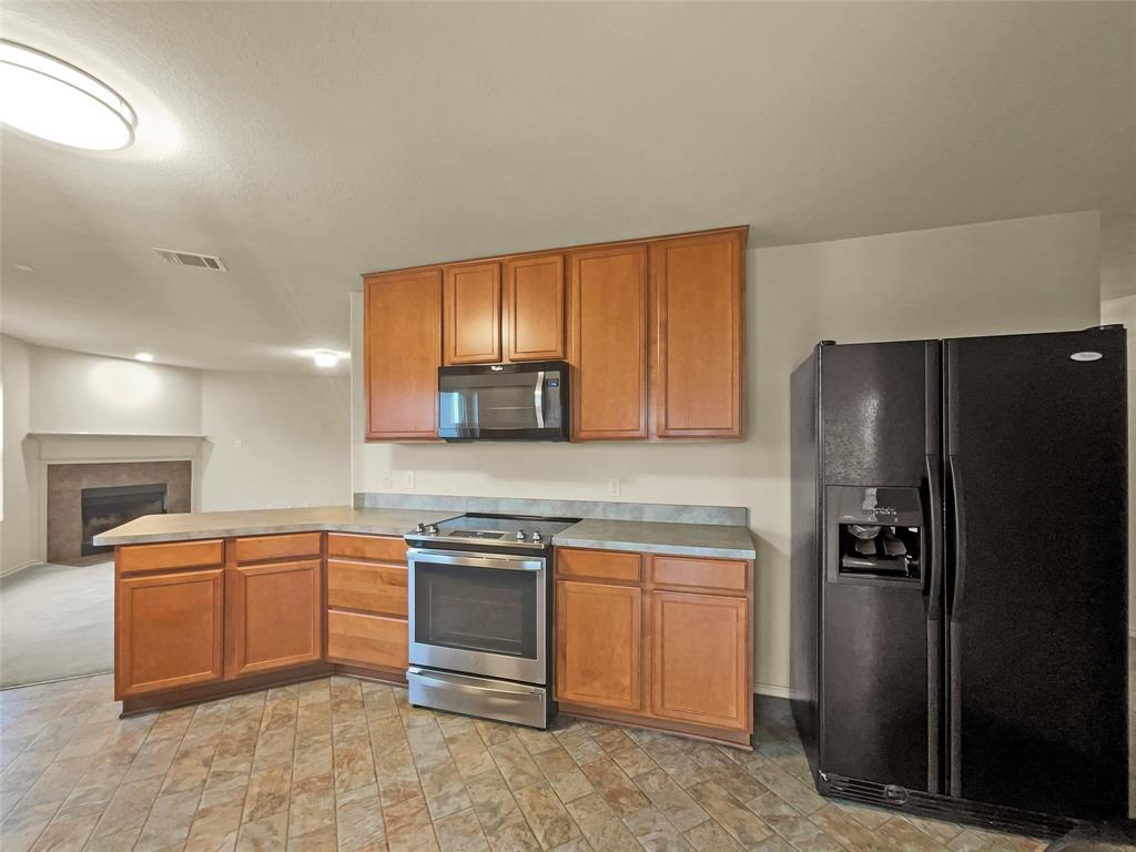 1630 Santa Fe Trail Krum, TX 76249 - Photo 10 of 32