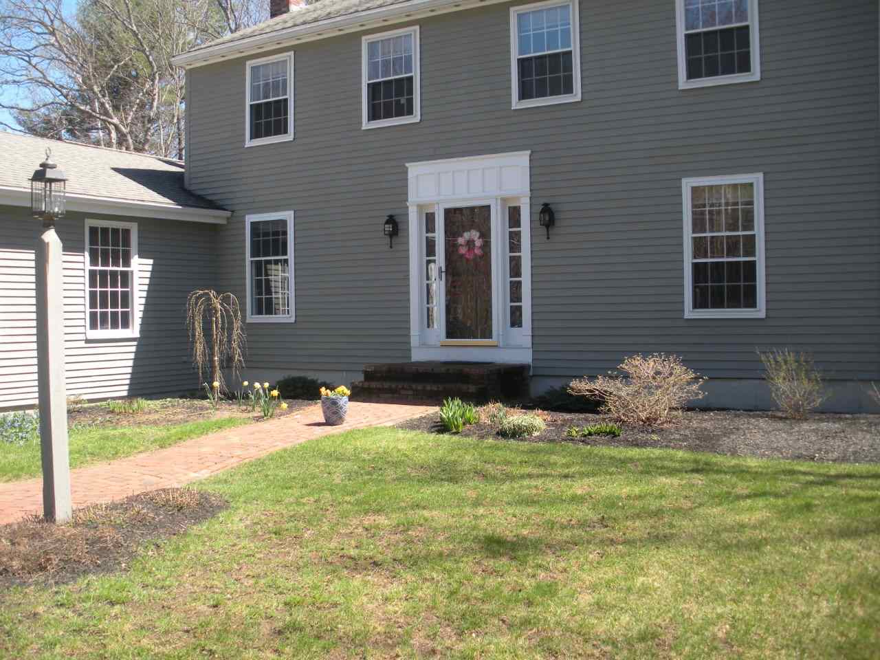 11 Buttrick Road Hampstead, NH 03841 - Photo 3 of 40