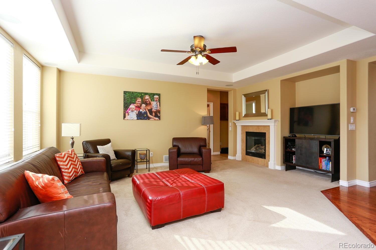 11022 Bluegate Way Highlands Ranch, CO 80130 - Photo 9 of 24 Gallery Image 9