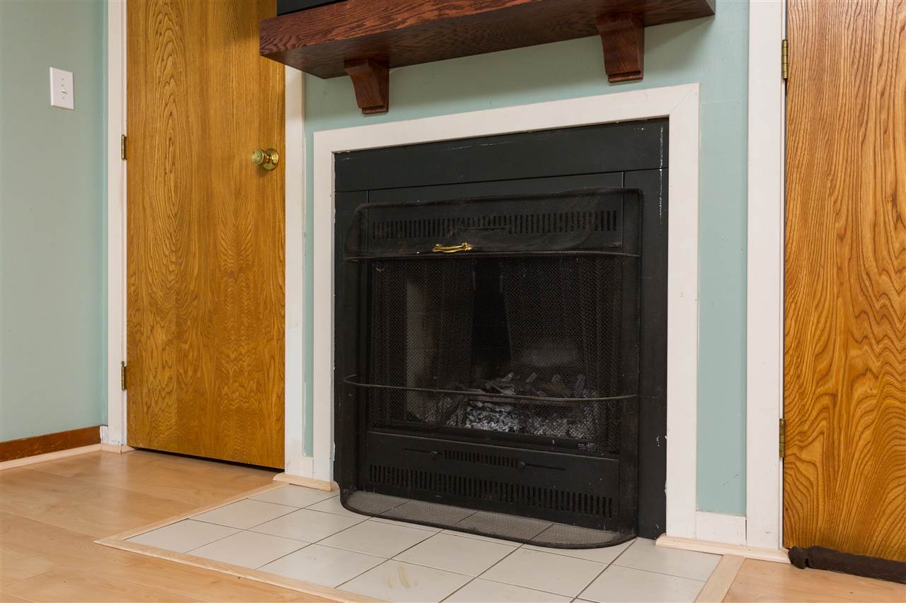 11 Kirriemuir Road, Unit 11 Stratham, NH 03885 - Photo 7 of 38 Gallery Image 7