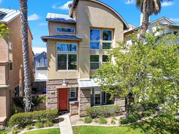 $749,990 | 529 East Port Hueneme Road, Port Hueneme, CA 93041