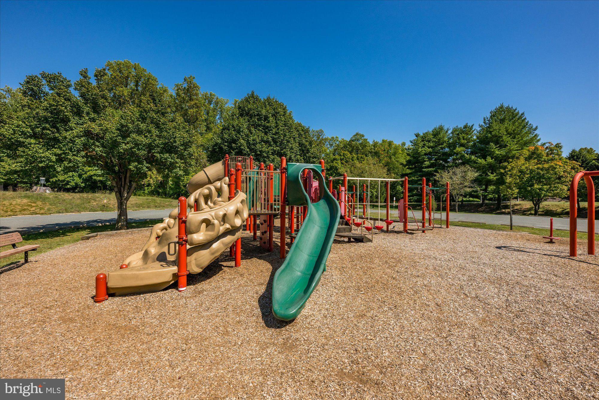 9420 Crimson Leaf Terrace Potomac, MD 20854 - Photo 31 of 33