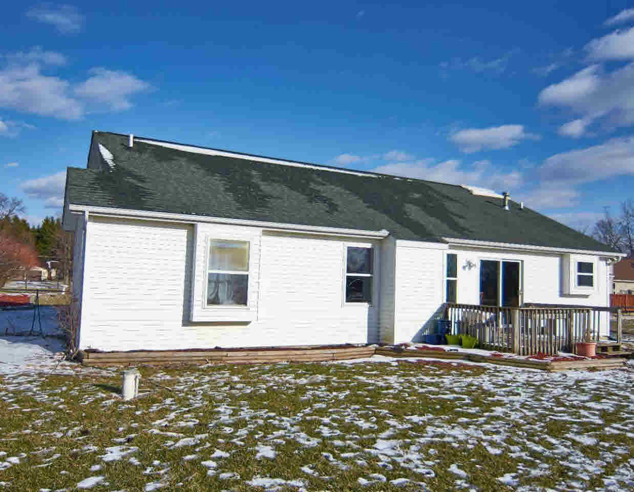 4053 North Irish Road Davison, MI 48423 - Photo 50 of 52 21272225-49.JPG