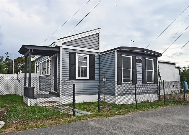 $185,000 | 3030 Cranberry Highway, Unit 11, Wareham, MA 02538