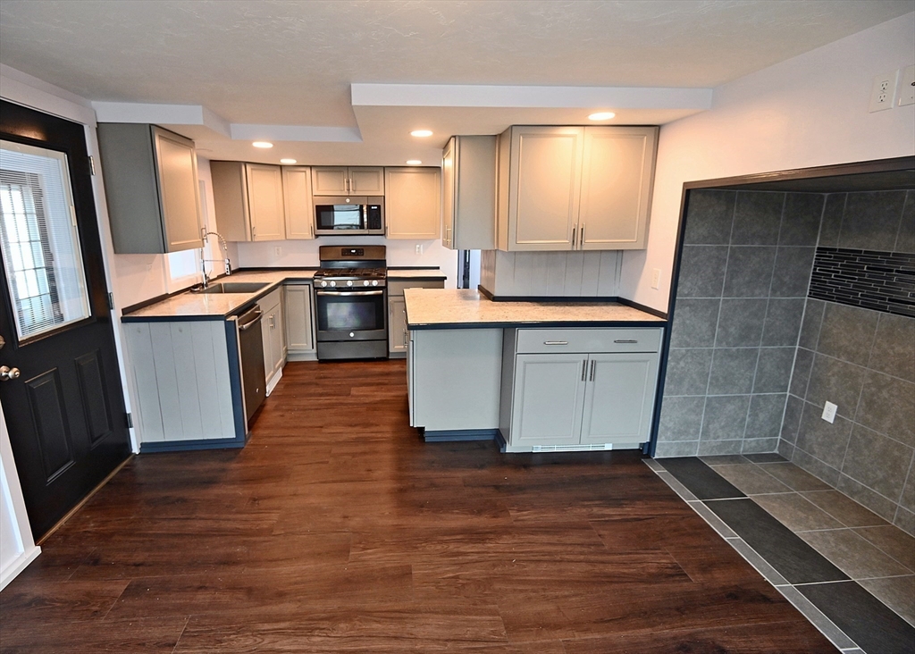 3030 Cranberry Highway, Unit 11 Wareham, MA 02538 - Photo 5 of 20