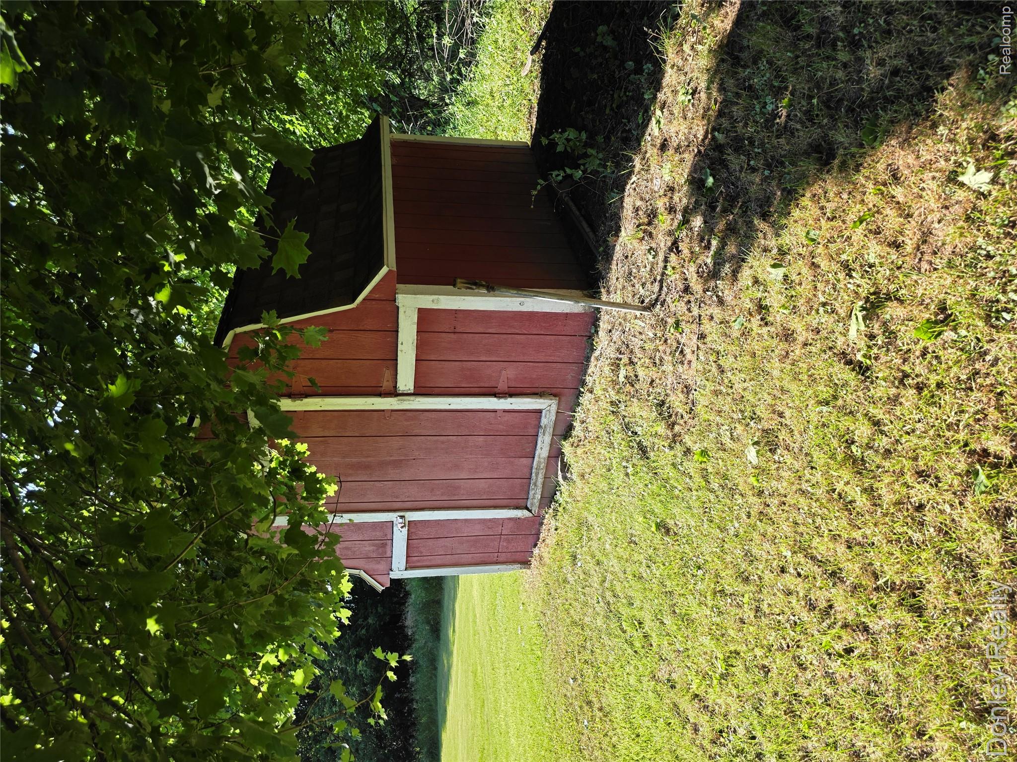 7311 Arendt Road Melvin, MI 48454 - Photo 40 of 42 20260706_181546.jpg