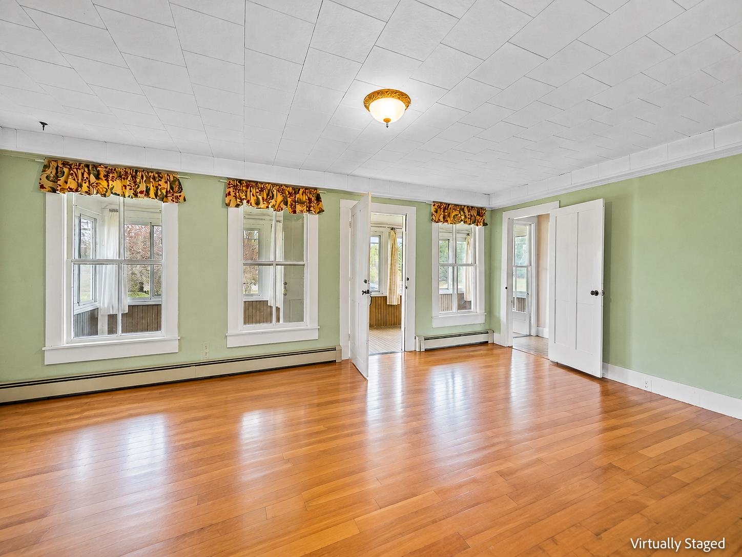 1402 Randolph Road Morristown, VT 05661 - Photo 16 of 37