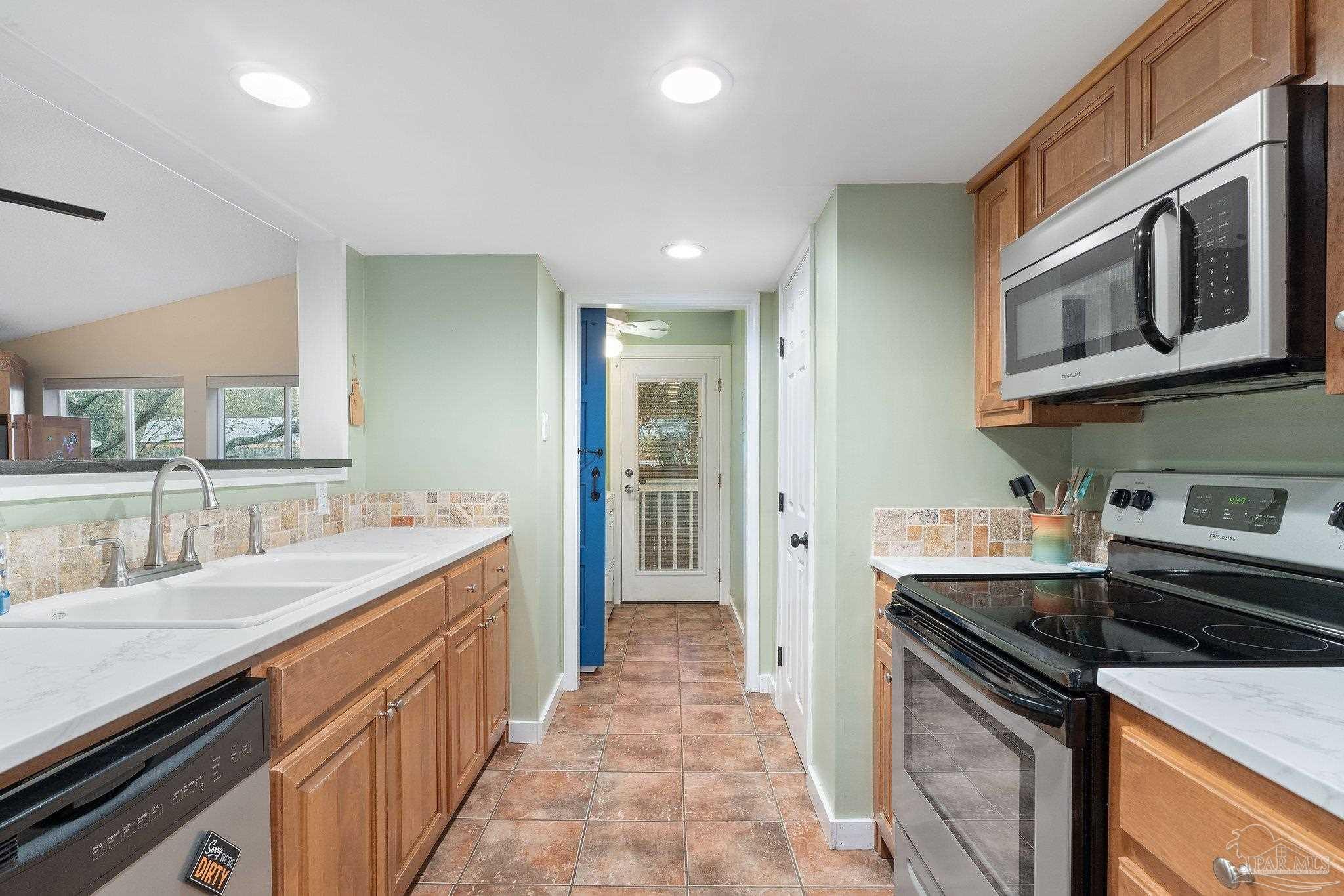 14090 Eitzen Road Pensacola, FL 32507 - Photo 13 of 48 Gallery Image 13