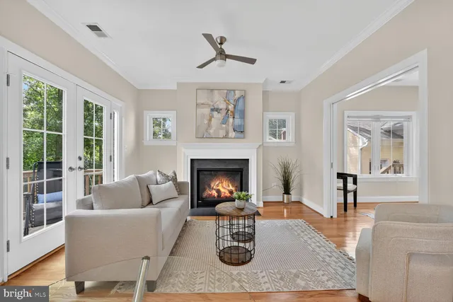 $1,999,990 | 2828 North Van Buren Street, Arlington, VA 22213