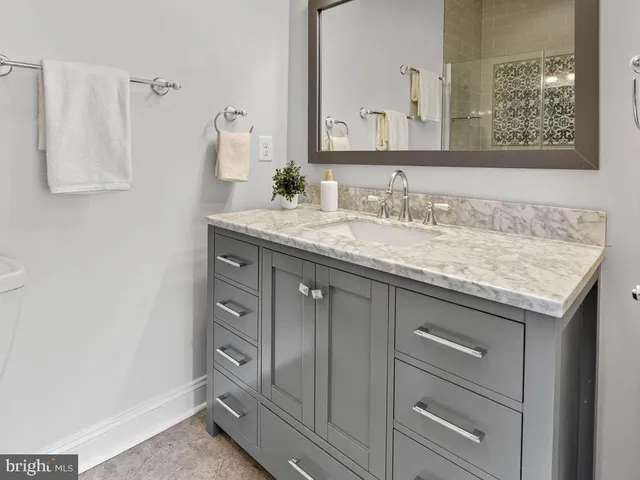 $1,999,990 | 2828 North Van Buren Street, Arlington, VA 22213