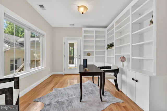 $1,999,990 | 2828 North Van Buren Street, Arlington, VA 22213