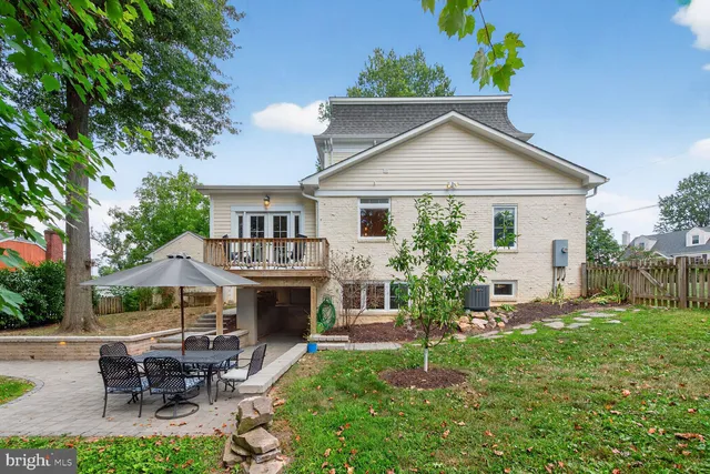 $1,999,990 | 2828 North Van Buren Street, Arlington, VA 22213