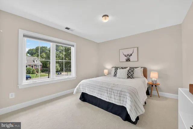 $1,999,990 | 2828 North Van Buren Street, Arlington, VA 22213