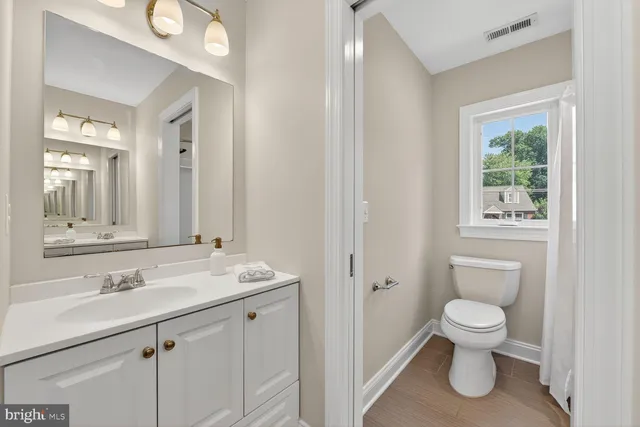 $1,999,990 | 2828 North Van Buren Street, Arlington, VA 22213