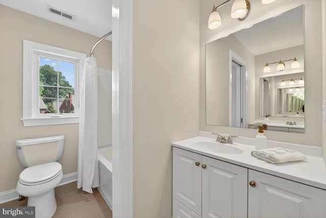 $1,999,990 | 2828 North Van Buren Street, Arlington, VA 22213