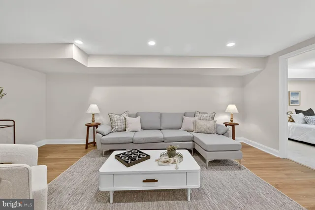 $1,999,990 | 2828 North Van Buren Street, Arlington, VA 22213