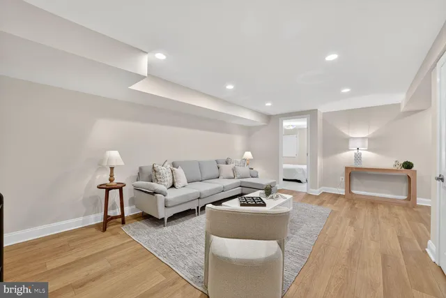 $1,999,990 | 2828 North Van Buren Street, Arlington, VA 22213