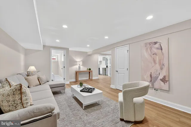 $1,999,990 | 2828 North Van Buren Street, Arlington, VA 22213