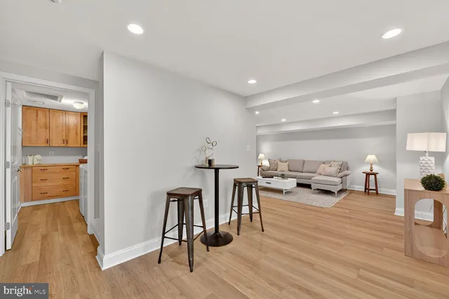 $1,999,990 | 2828 North Van Buren Street, Arlington, VA 22213