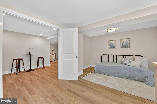 $1,999,990 | 2828 North Van Buren Street, Arlington, VA 22213