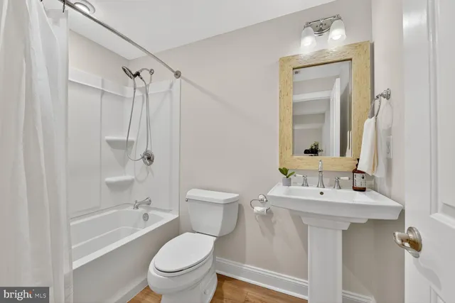 $1,999,990 | 2828 North Van Buren Street, Arlington, VA 22213