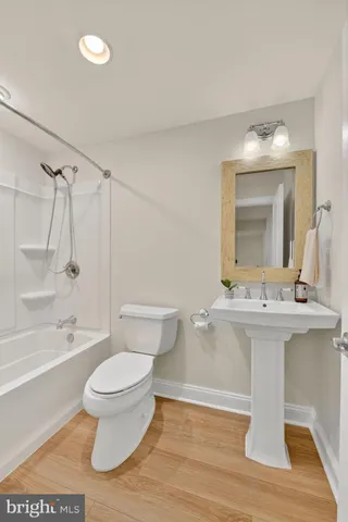 $1,999,990 | 2828 North Van Buren Street, Arlington, VA 22213