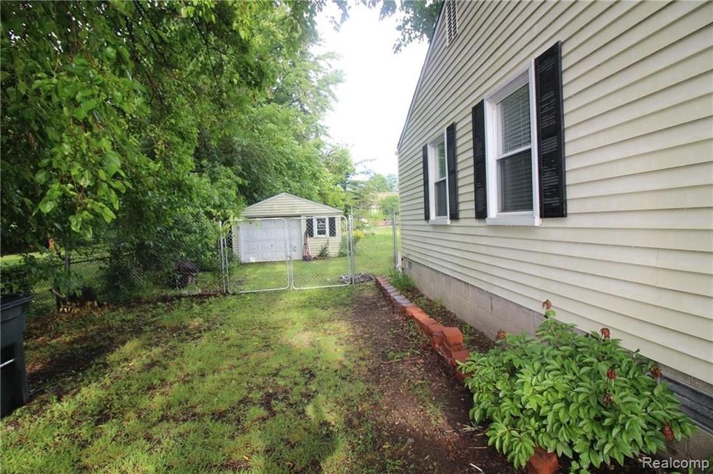 6955 John R Road Troy, MI 48085 - Photo 6 of 40