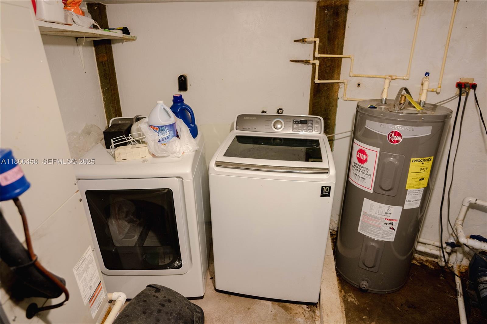 North Okeechobee Okeechobee, FL 34972 - Photo 19 of 23 a utility room with dryer washer and other items