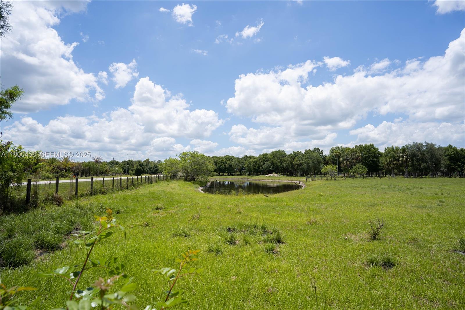 North Okeechobee Okeechobee, FL 34972 - Photo 22 of 23 a view of an outdoor space and a yard