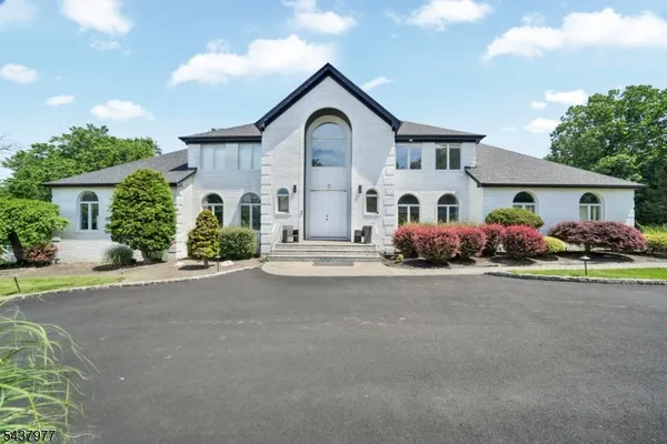 $1,799,000 | 14 Woodshire Terrace, Montville, NJ 07082