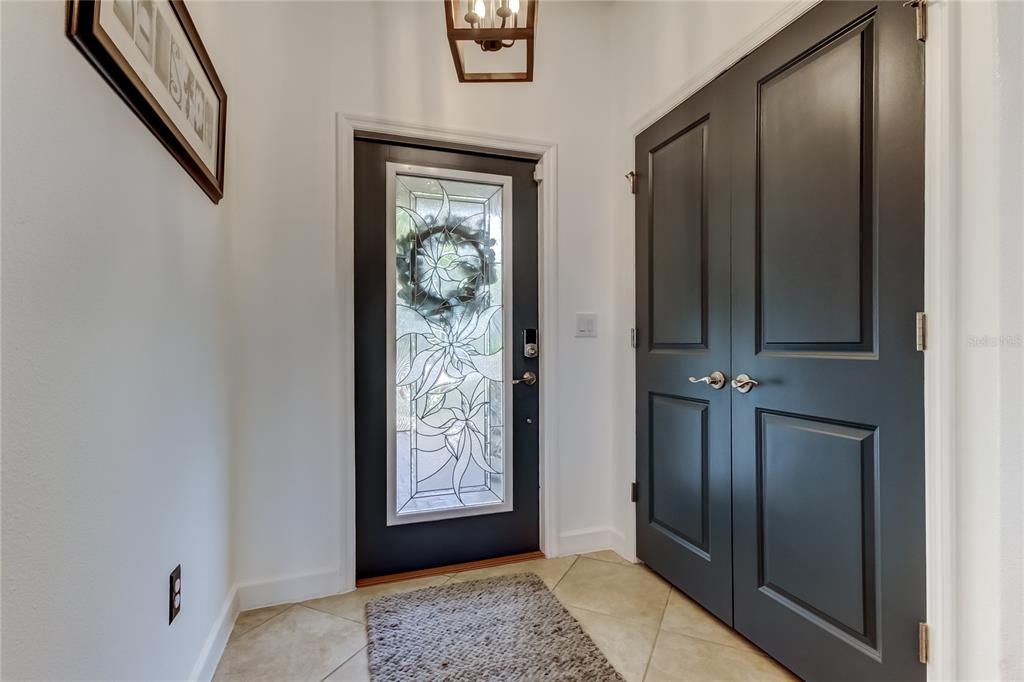 10141 Newminster Loop Ruskin, FL 33573 - Photo 12 of 77