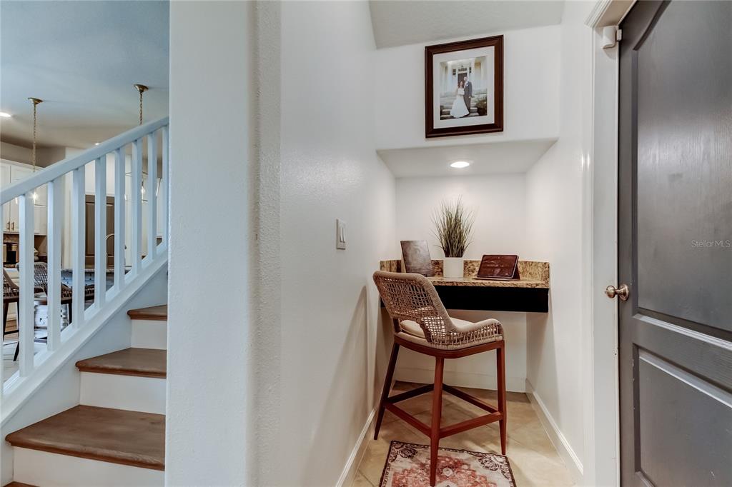 10141 Newminster Loop Ruskin, FL 33573 - Photo 14 of 77