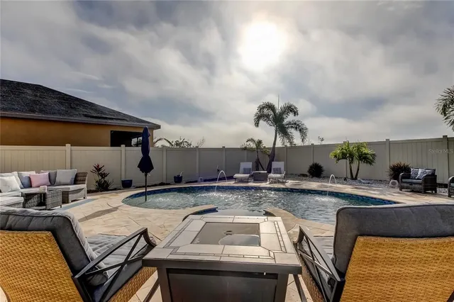 $435,900 | 10141 Newminster Loop, Ruskin, FL 33573