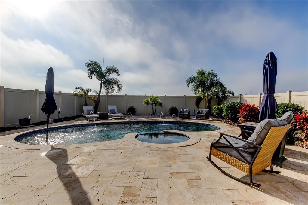 10141 Newminster Loop Ruskin, FL 33573 - Photo 65 of 77