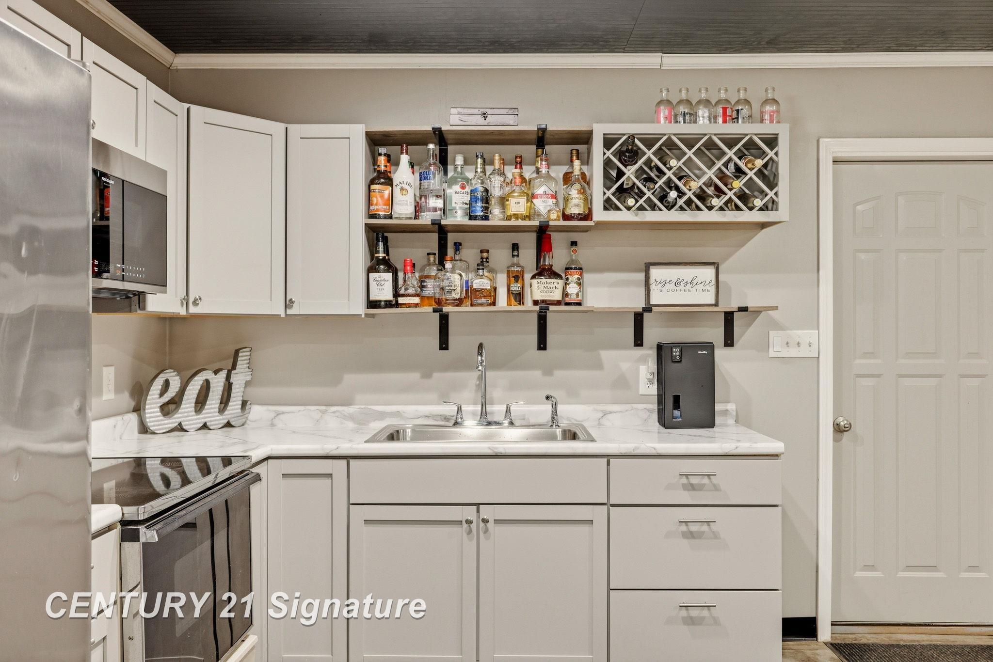 2051 South Brennan Road Hemlock, MI 48626 - Photo 46 of 72