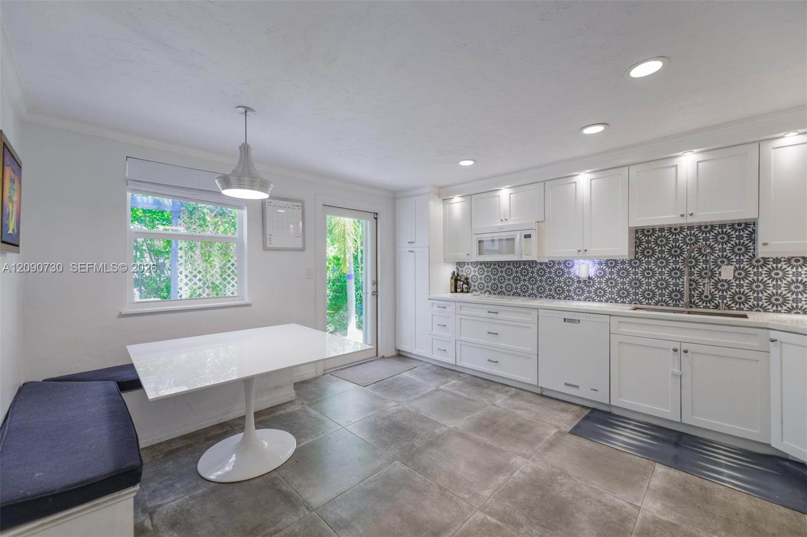 229 Southwest 19th Road Miami, FL 33129 - Photo 8 of 44 Gallery Image 8