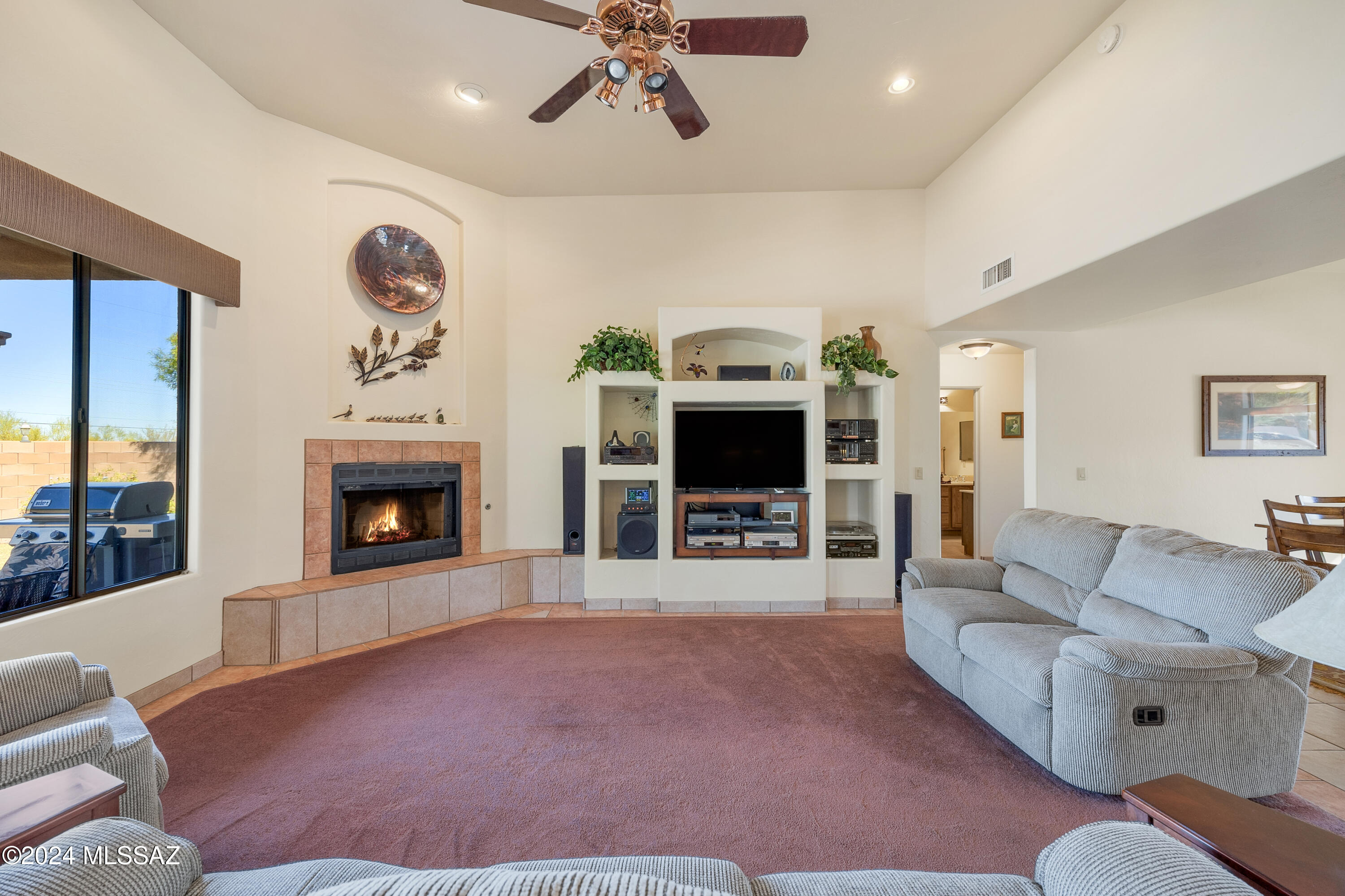 2255 North Painted Hills Road Tucson, AZ 85745 - Photo 11 of 48 Gallery Image 11
