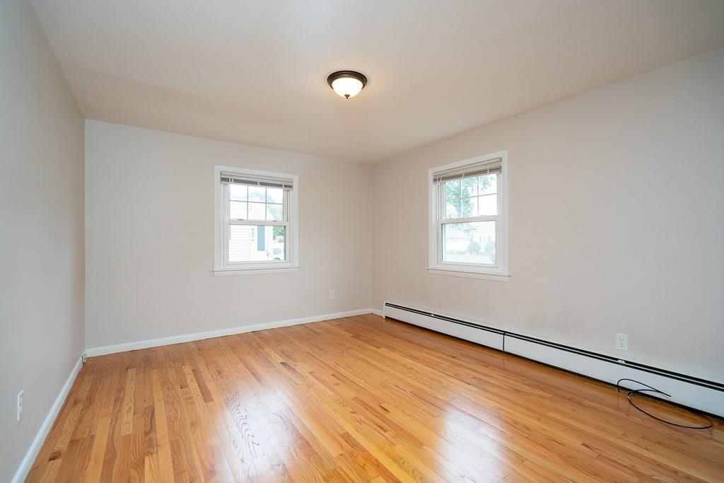 106 Mandalay Road Chicopee, MA 01020 - Photo 11 of 25 Gallery Image 11