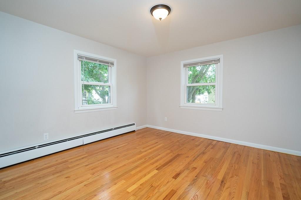 106 Mandalay Road Chicopee, MA 01020 - Photo 13 of 25 Gallery Image 13