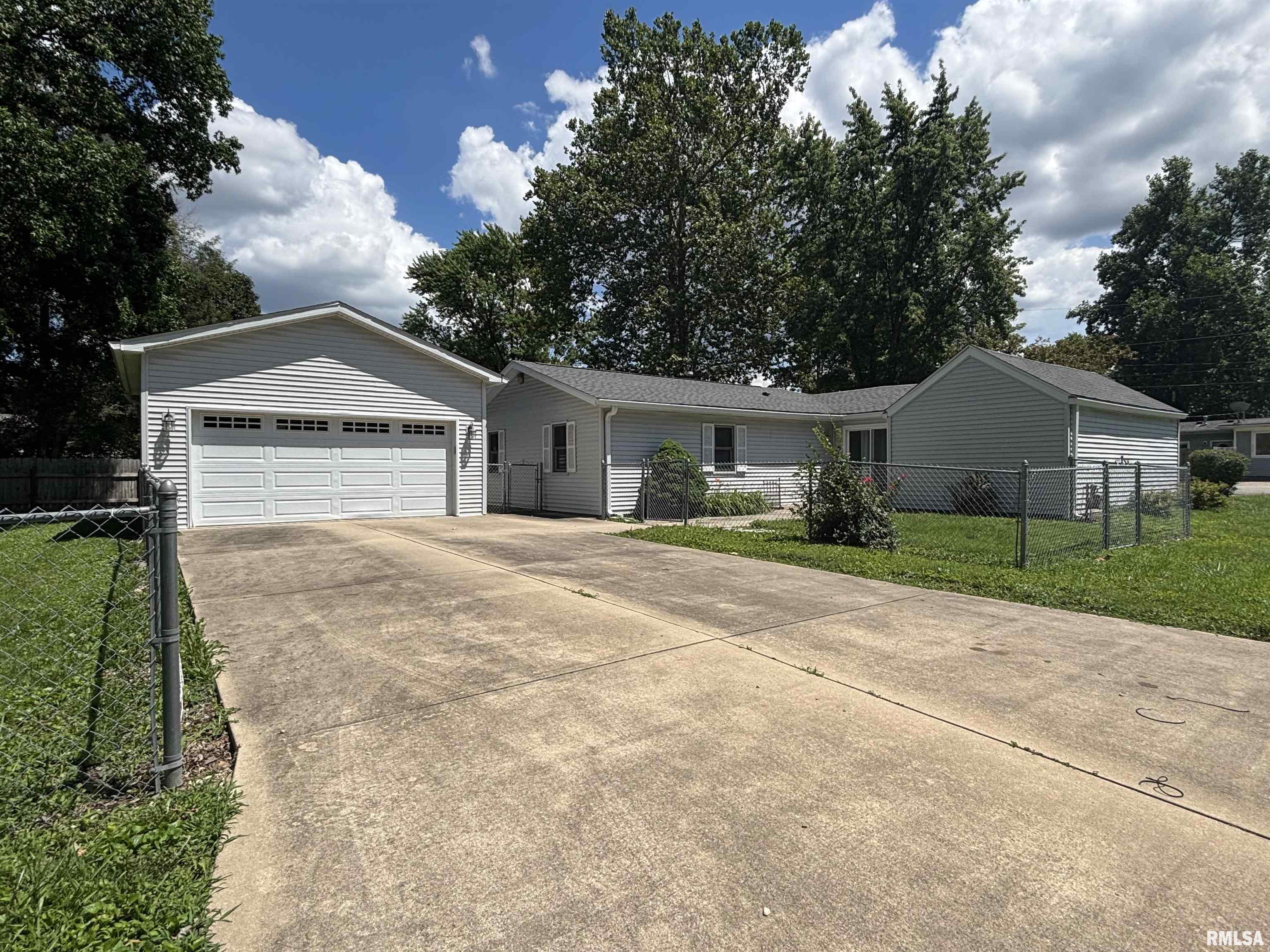 1905 West Calhoun Avenue Springfield, IL 62702 - Photo 23 of 26