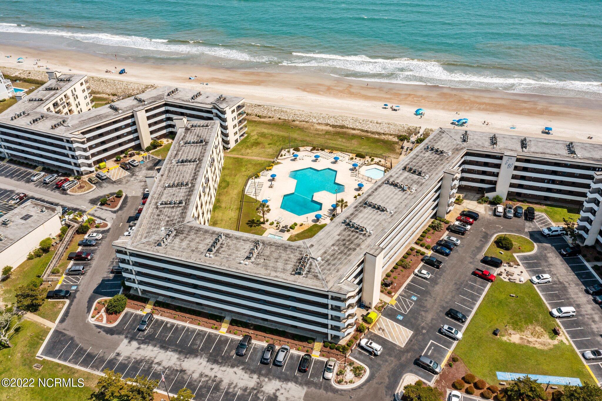 Summer Winds #212 A Building