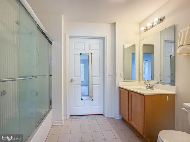 $285,000 | 1506 Moore Street, Unit 301, Bristol, PA 19007