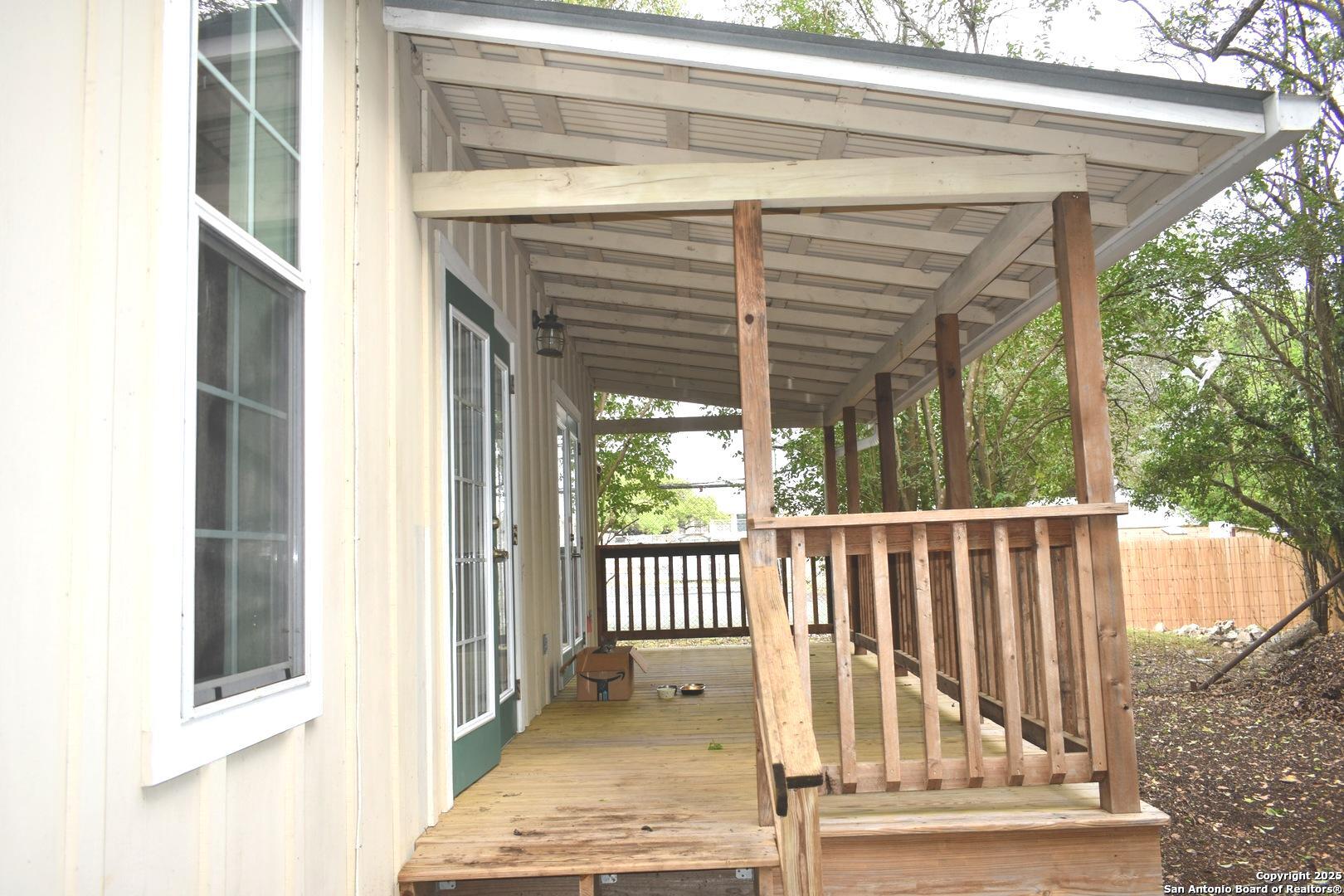 602 B 10th Street Bandera, TX 78003 - Photo 4 of 11